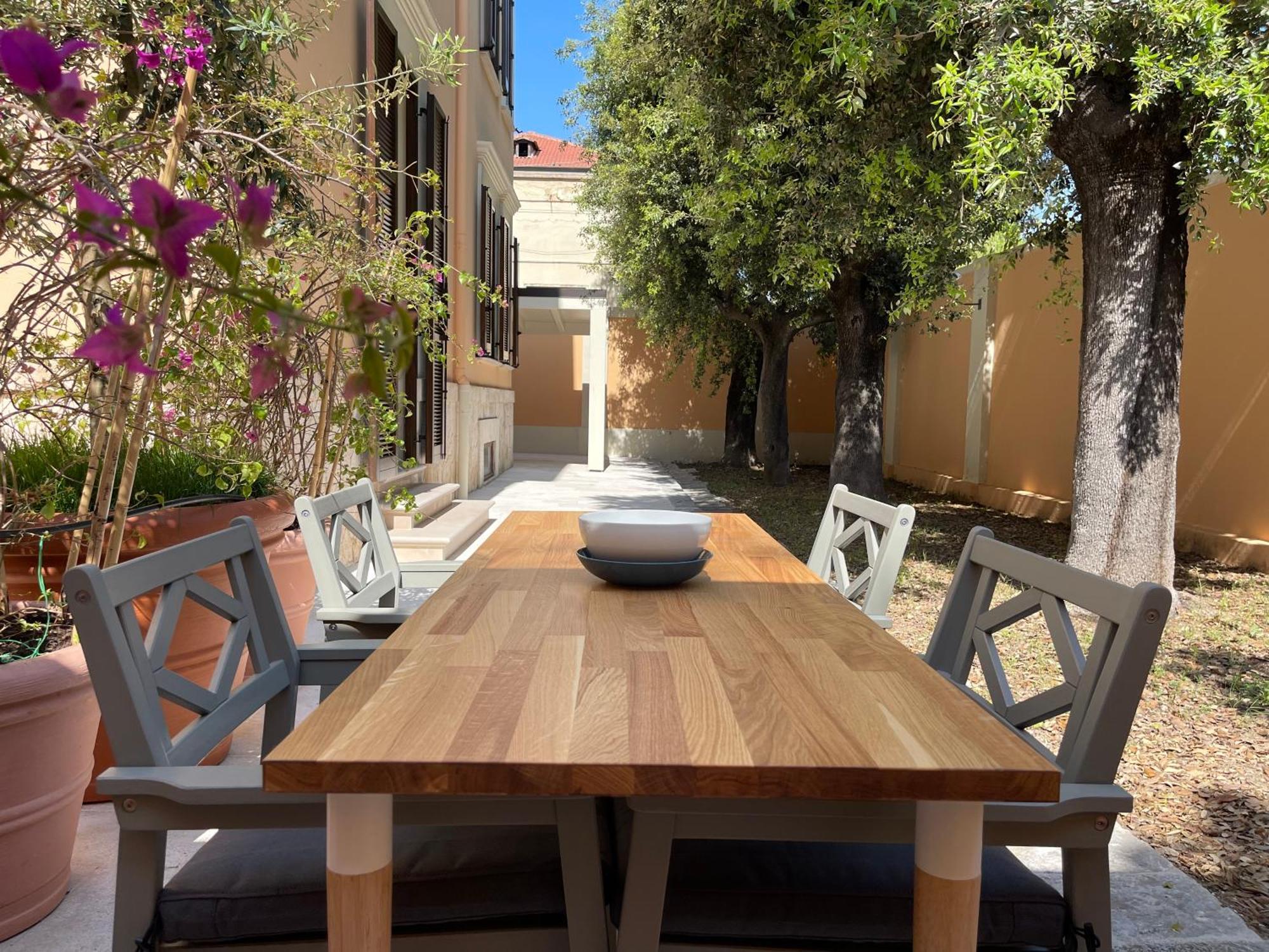 Hotel Palazzo Pitagora Taranto Esterno foto