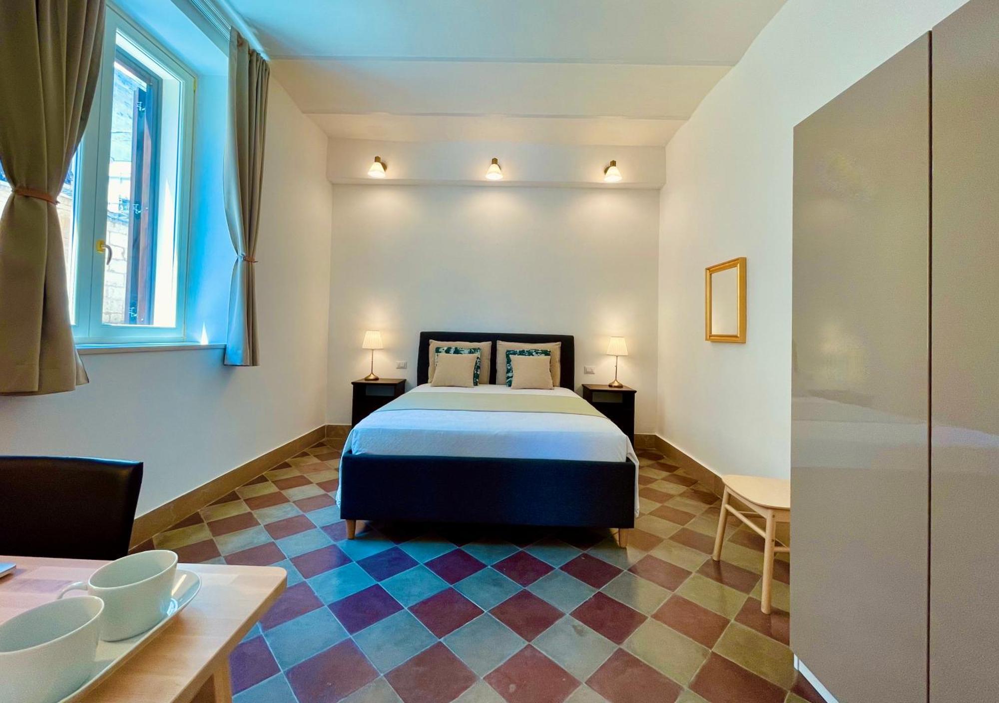 Hotel Palazzo Pitagora Taranto Esterno foto